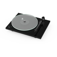 Pro-Ject T1 w/phono preamp Gloss Black